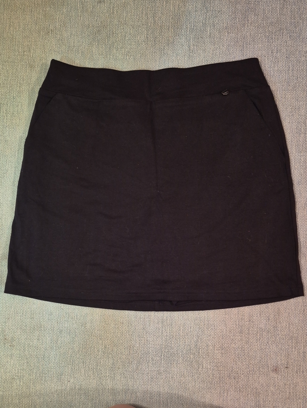 Jones New York Black Knit Skirt/short Small HAS POCKETS